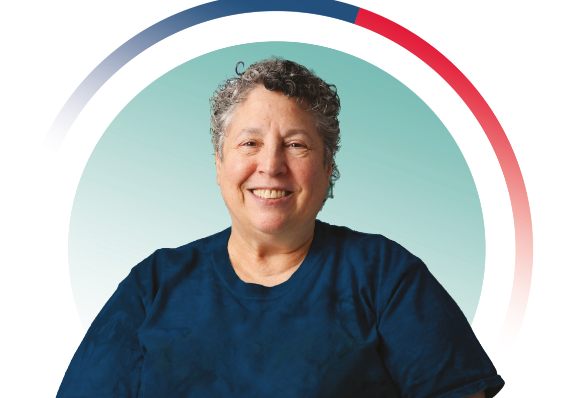 Laurie S., a smiling current LUMAKRAS® patient